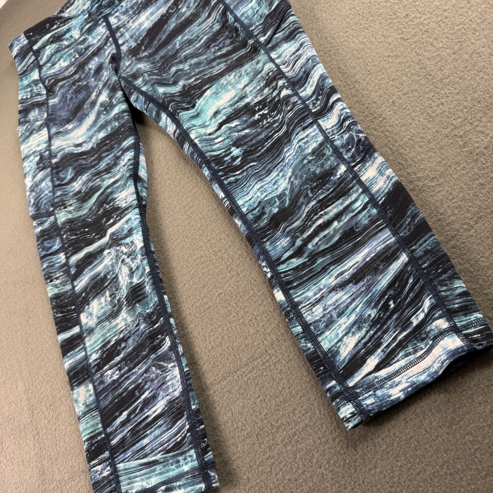 Lululemon Leggings Women 6 Align Crop Geometric Ripple Beach‎ Yoga Lounge Run - Picture 10 of 13